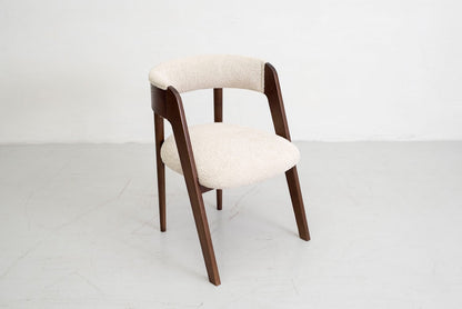 Chair 02 - Upholstered Oak chair with curved backrest-Bordo